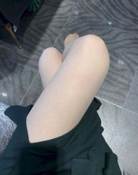 free性丰满白嫩白嫩的hd