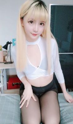 年轻胸大的阿韩国