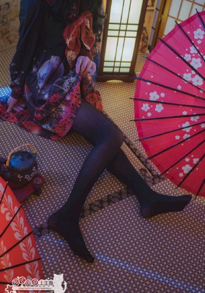 妈妈的朋友黄色片