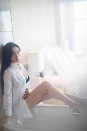 《他在逆光中告白》电视剧